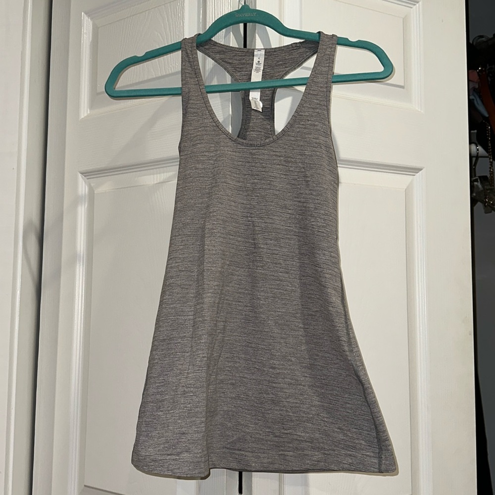 Lululemon tank top